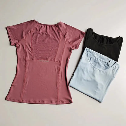 Mesh breathable yoga and fitness T-shirt