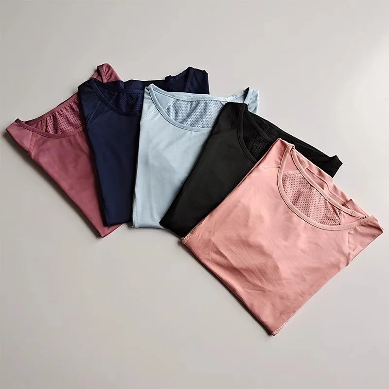 Mesh breathable yoga and fitness T-shirt
